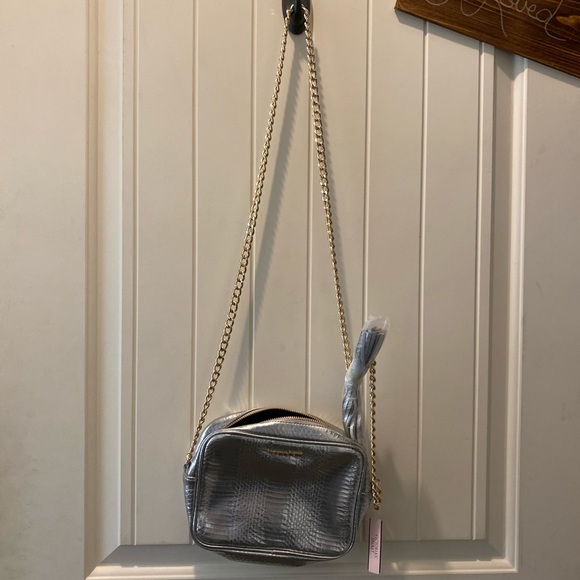 Victoria’s Secret Purse- NWT - Picture 3 of 8